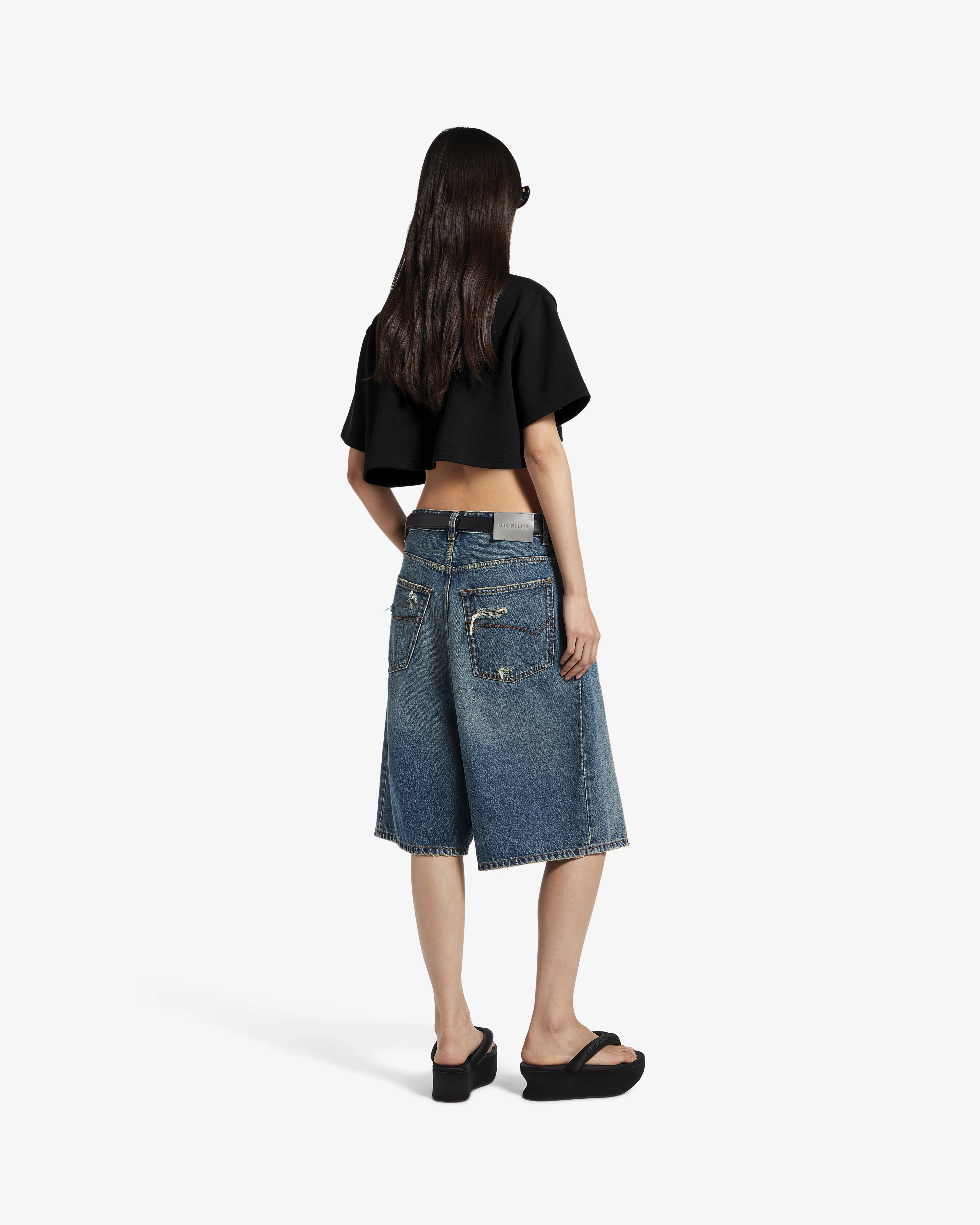 Balenciaga  - Women's Cropped T-Shirt - (Black) - Image 3