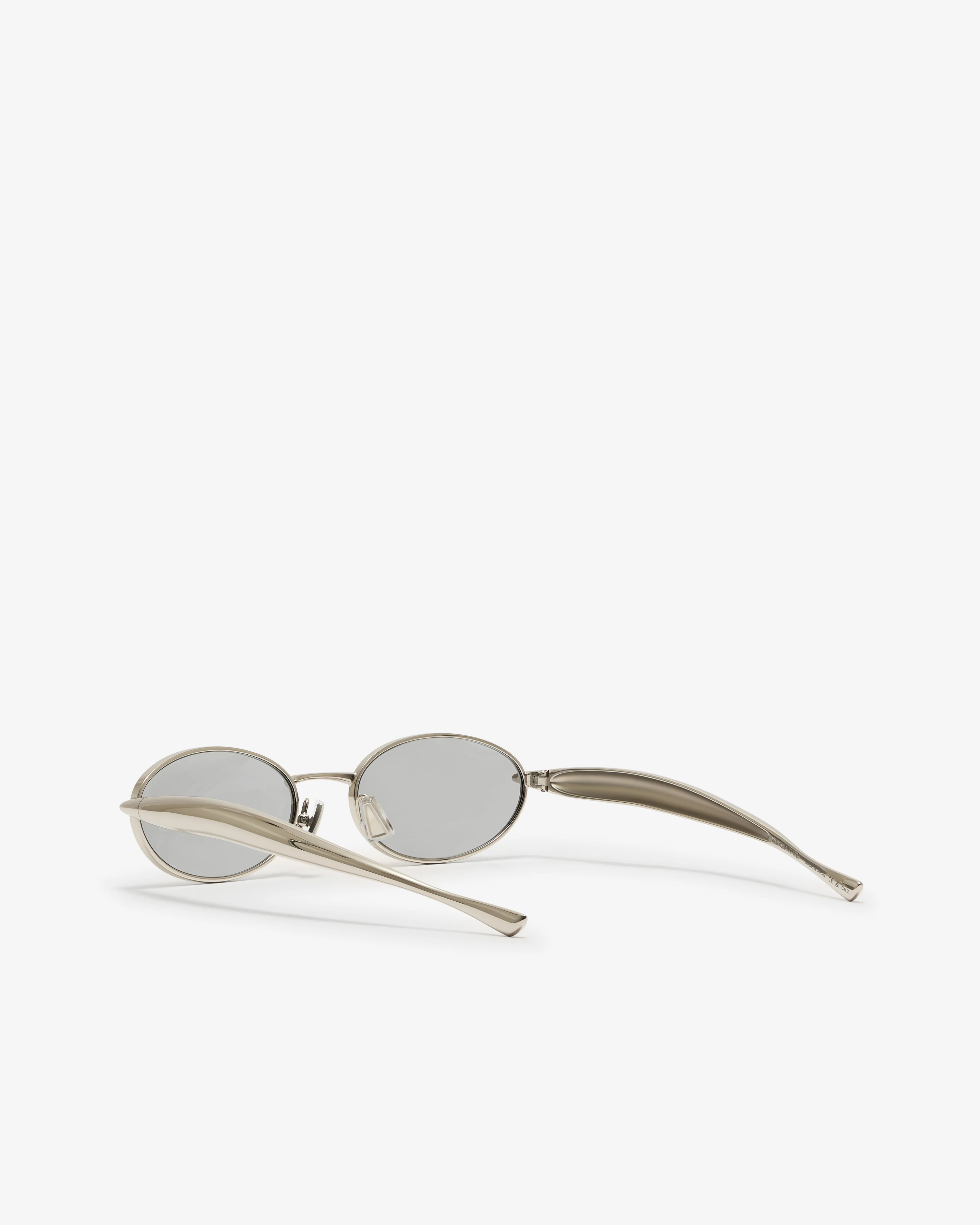 Bottega Veneta - Sardine Oval Sunglasses - (Silver/Grey) - Image 3