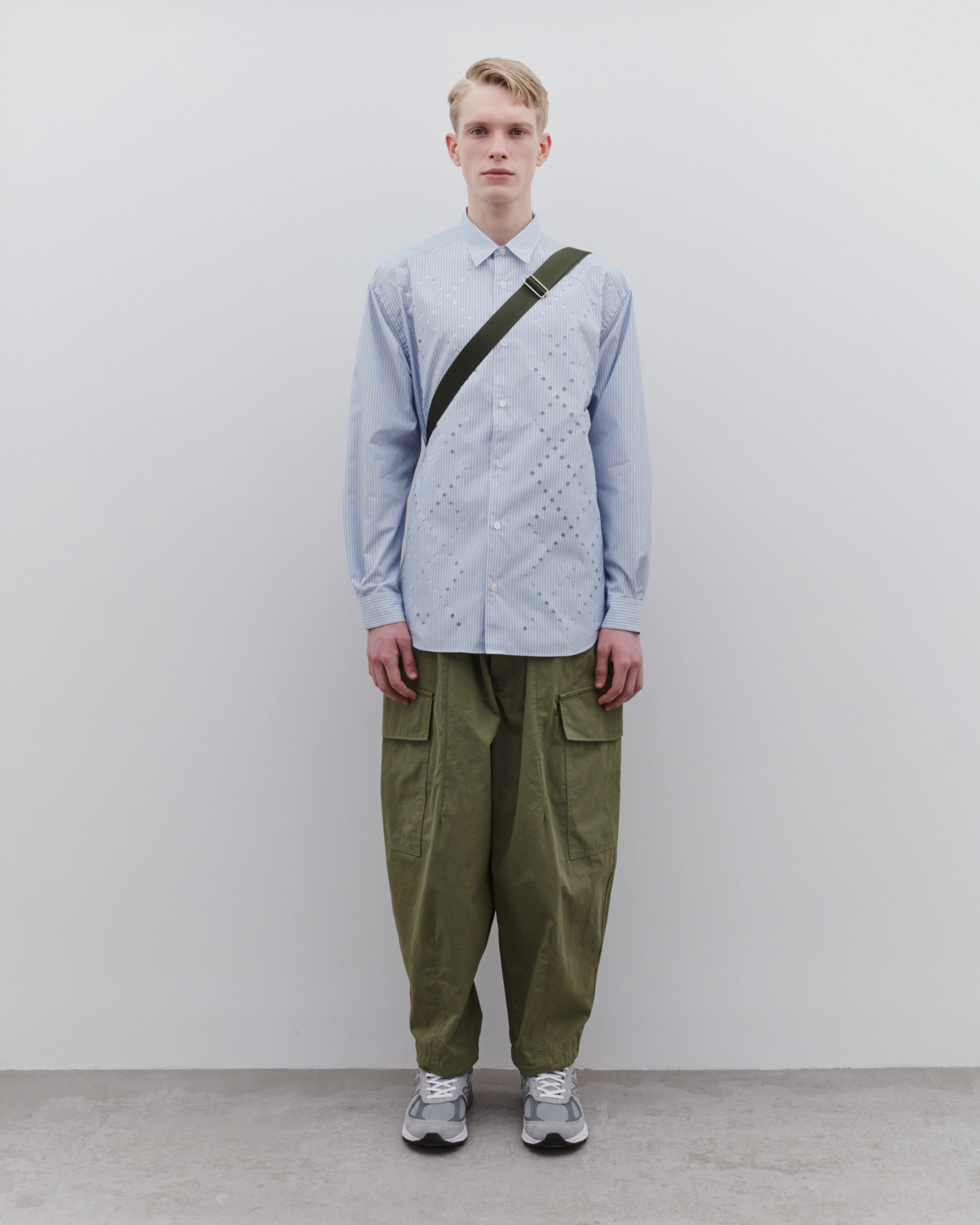 CDG Homme - Men’s Broad Stripe Cut-Out Shirt - (White/Navy) - Image 5