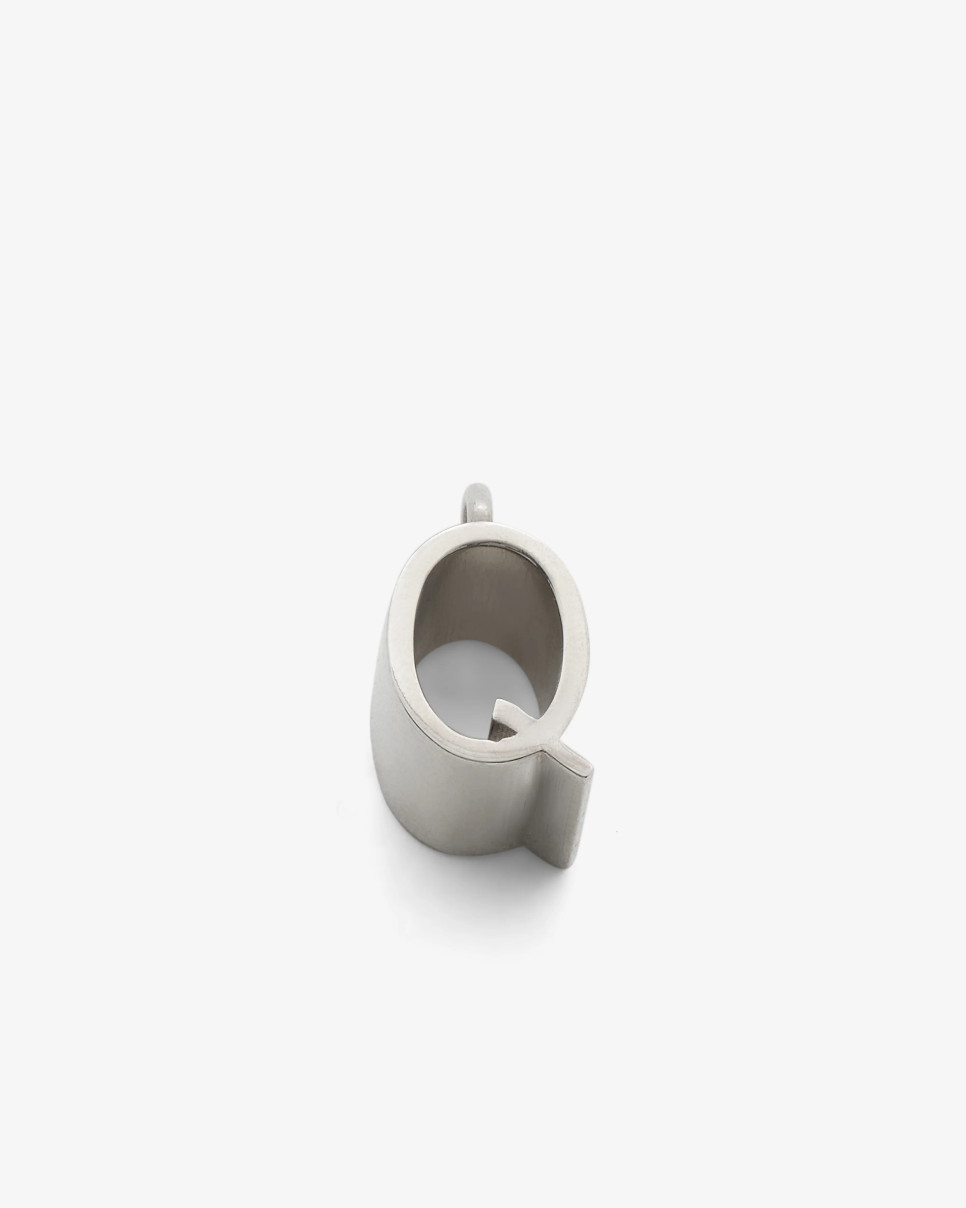 Jacqueline Rabun - Q Alphabet Pendant - (Silver)