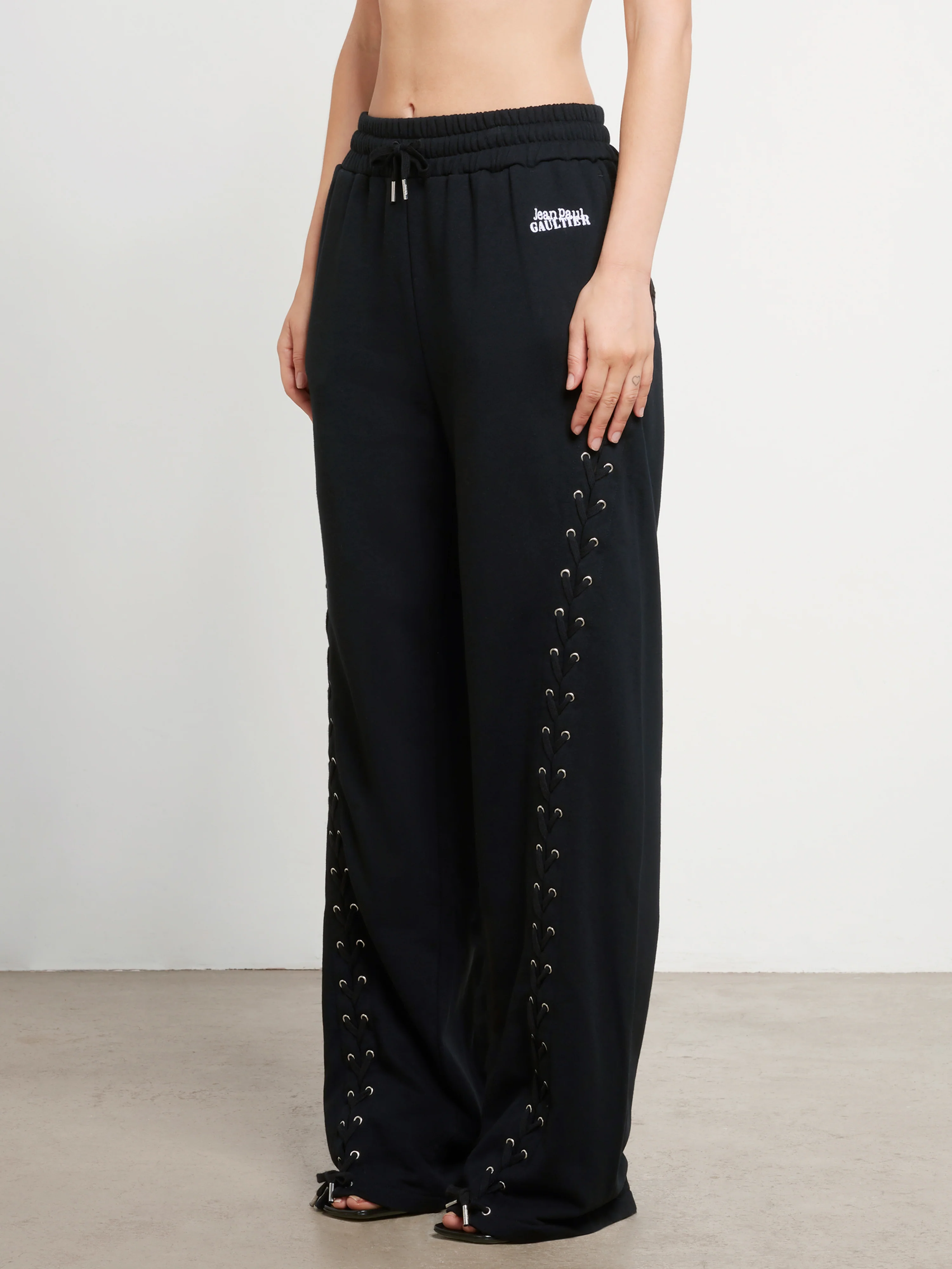 Jean Paul Gaultier - Oversize Laced Jogging Trouser - (Black) - Image 3