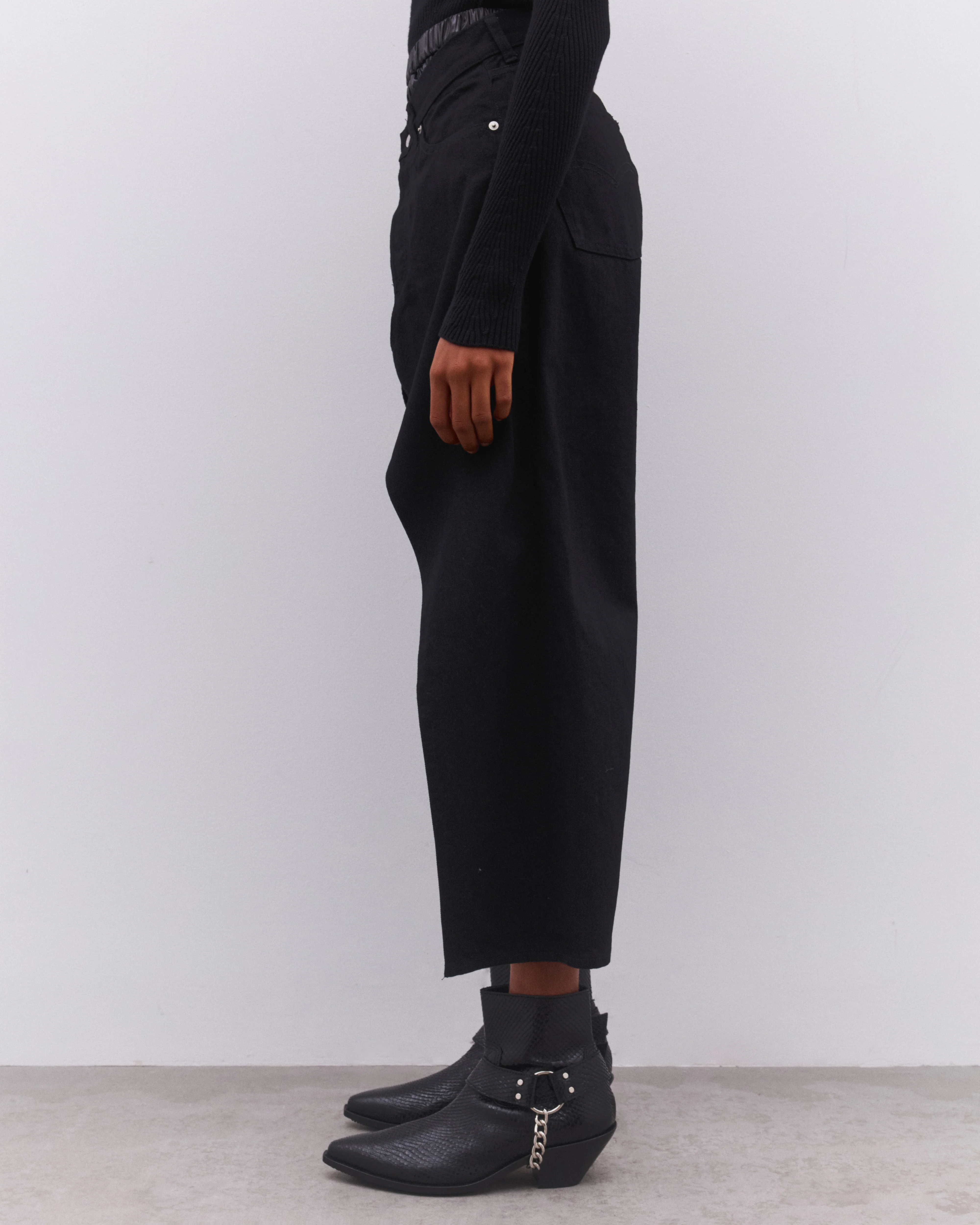 Junya Watanabe - Women’s Levi's Pleated Trousers - (Black) - Image 4