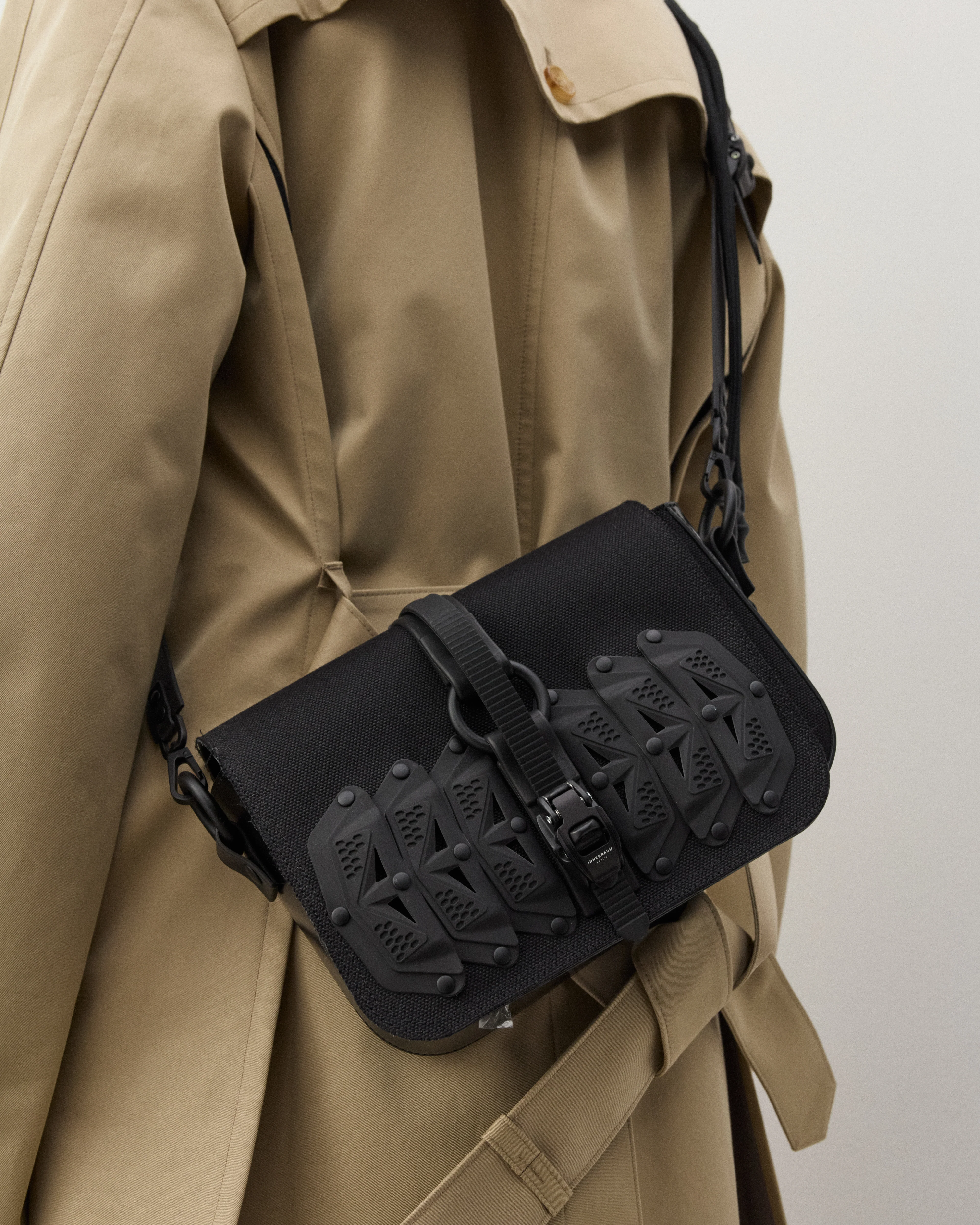 Junya Watanabe MAN - Men's Innerraum Crossbody Bag - (Black) - Image 5
