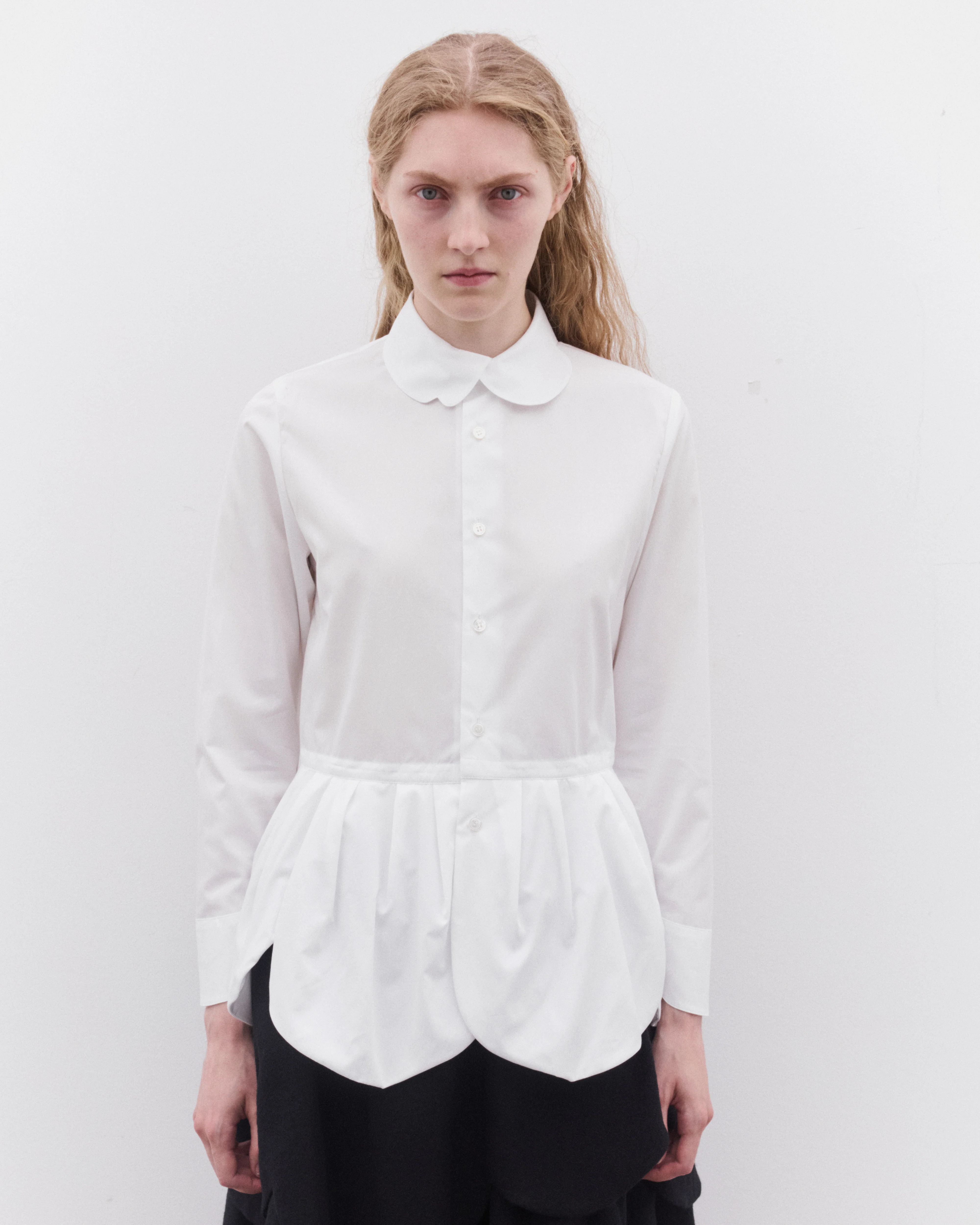 Noir Kei Ninomiya - Women’s Petal Peplum Hem Shirt - (White) - Image 3
