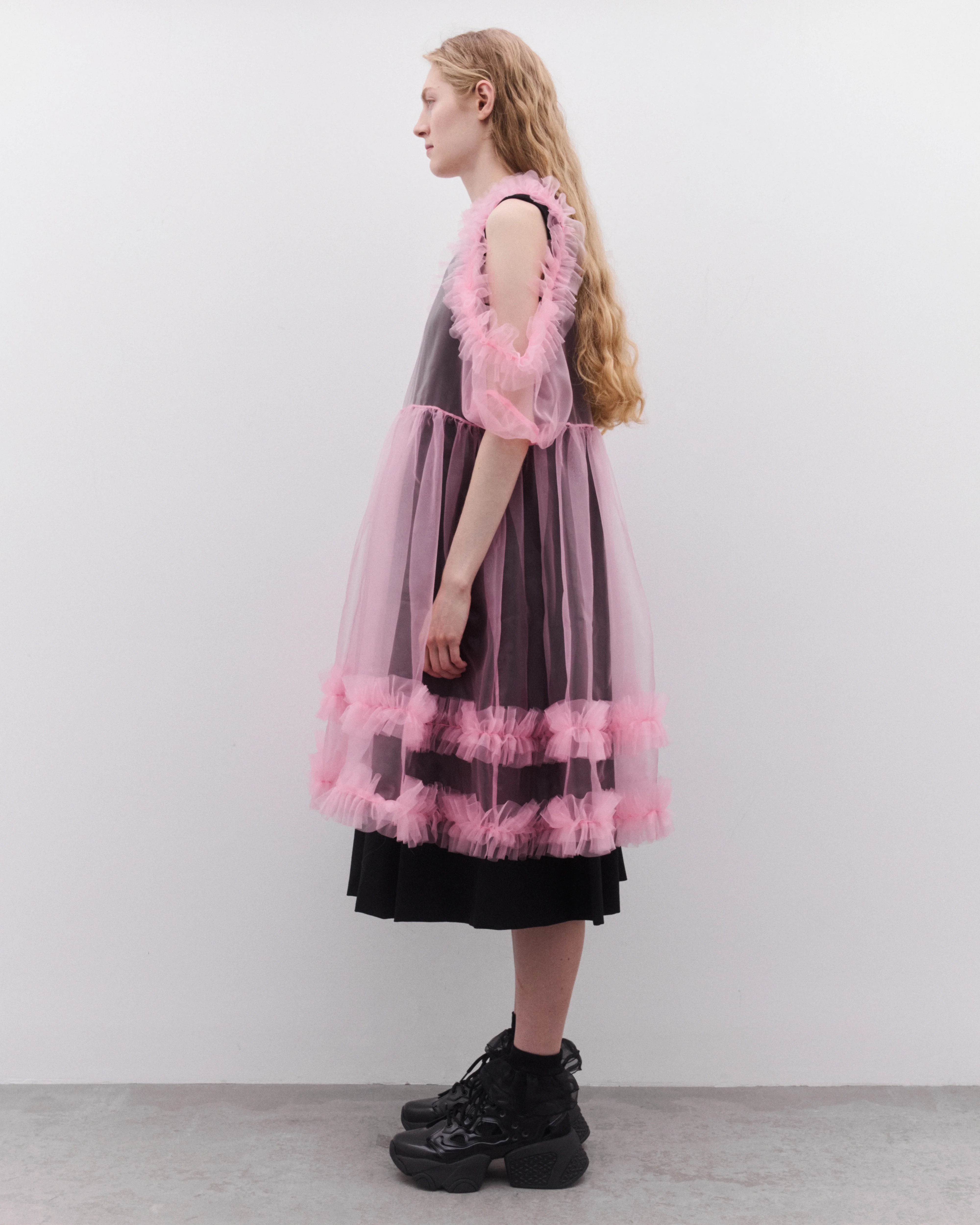 Noir Kei Ninomiya - Women’s Tulle Overlay Dress - (Pink/Black) - Image 4