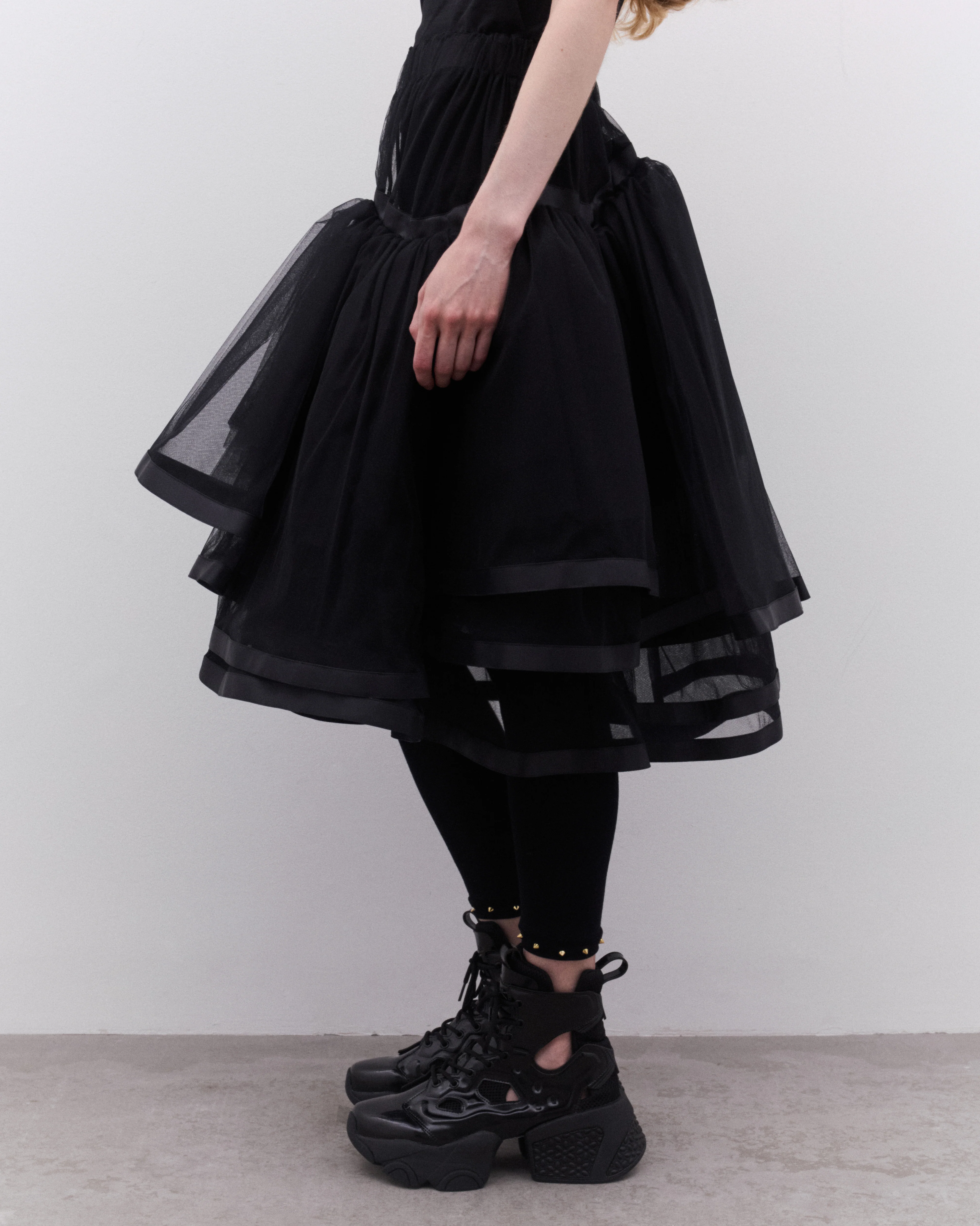 Noir Kei Ninomiya - Women’s Voluminous Tulle Skirt - (Black) - Image 4
