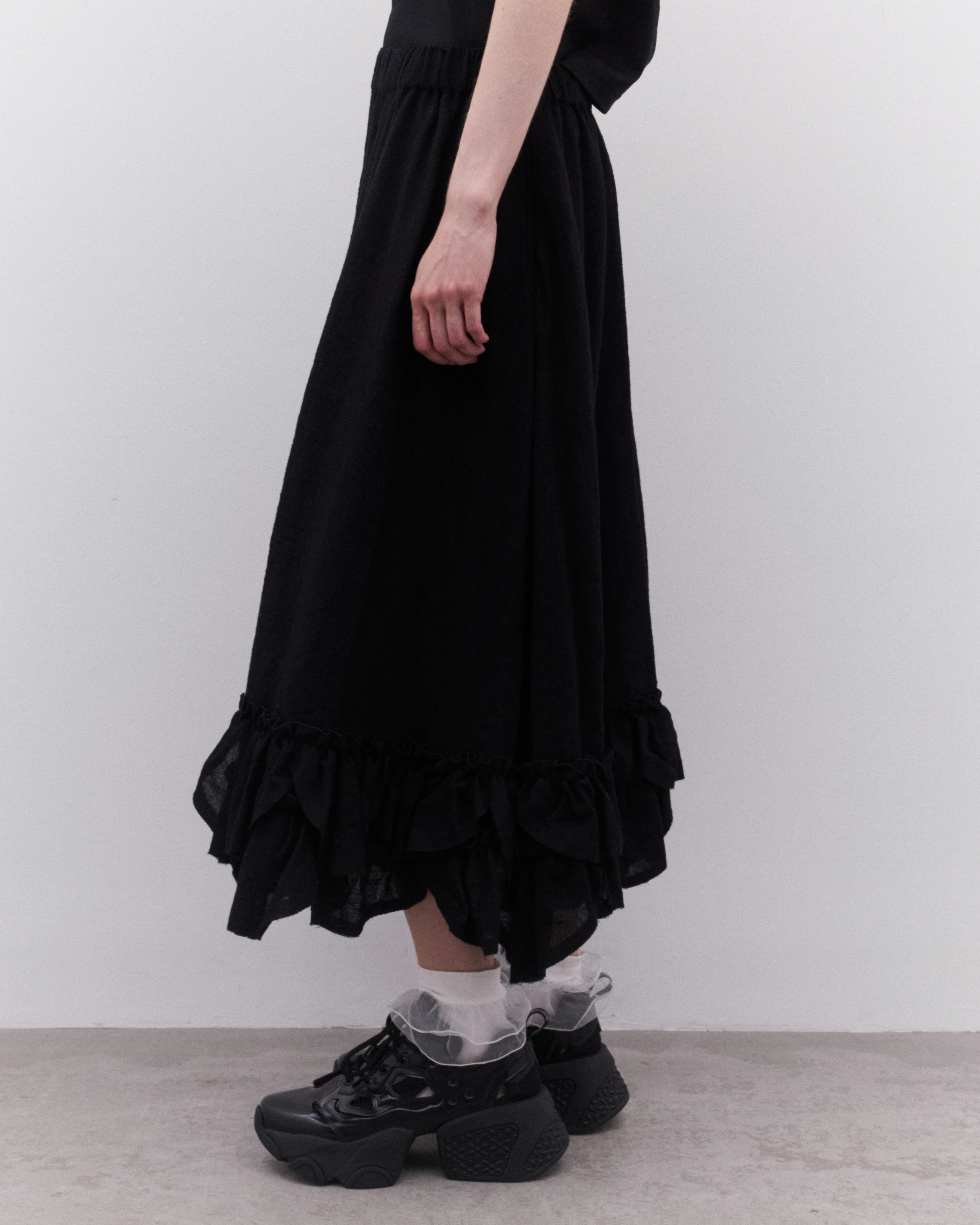 Noir Kei Ninomiya - Women’s Ruffle Hem Wool Skirt - (Black) - Image 4
