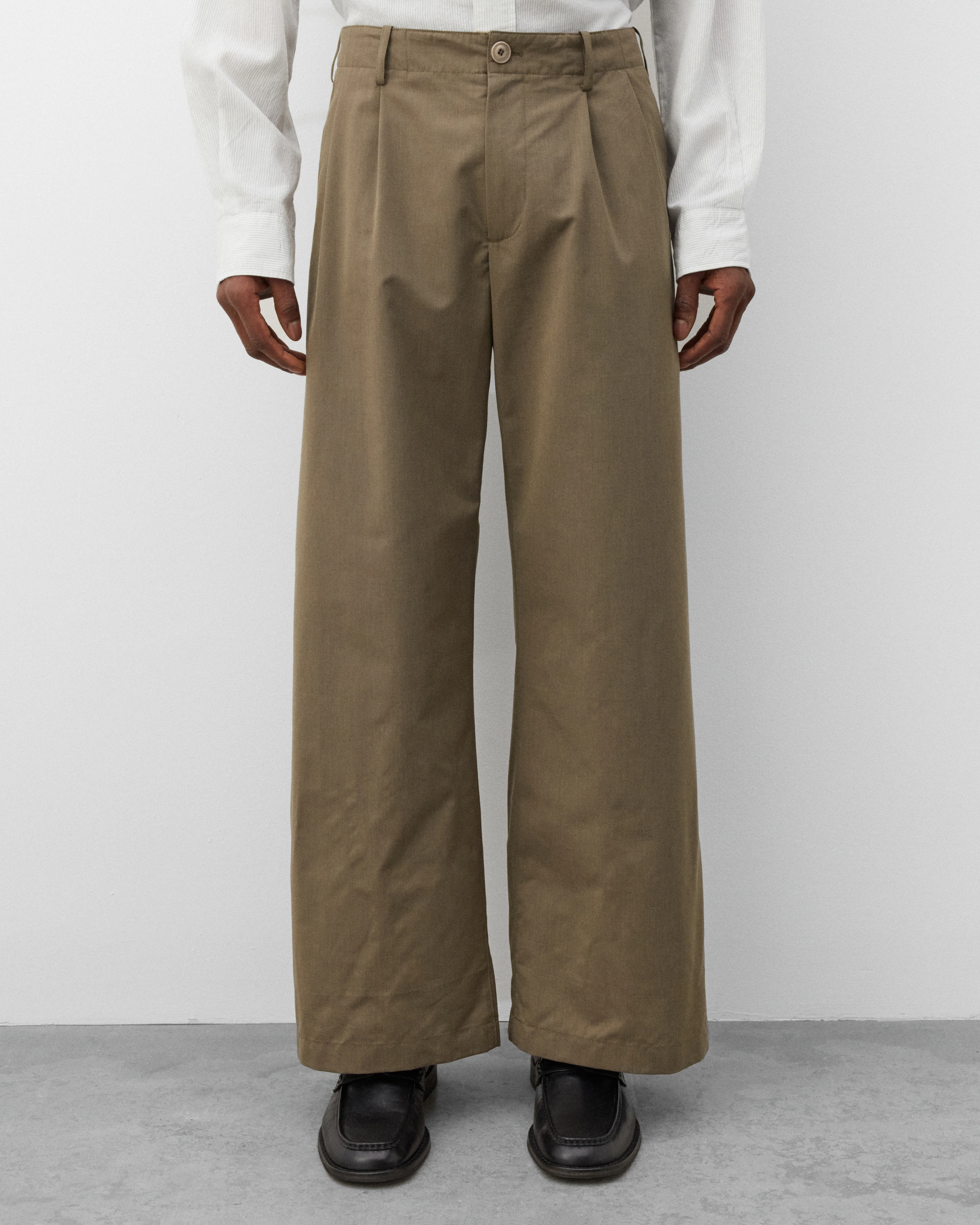 Our Legacy - Men's Bridge Chino - (Dry Leaf) - Image 3