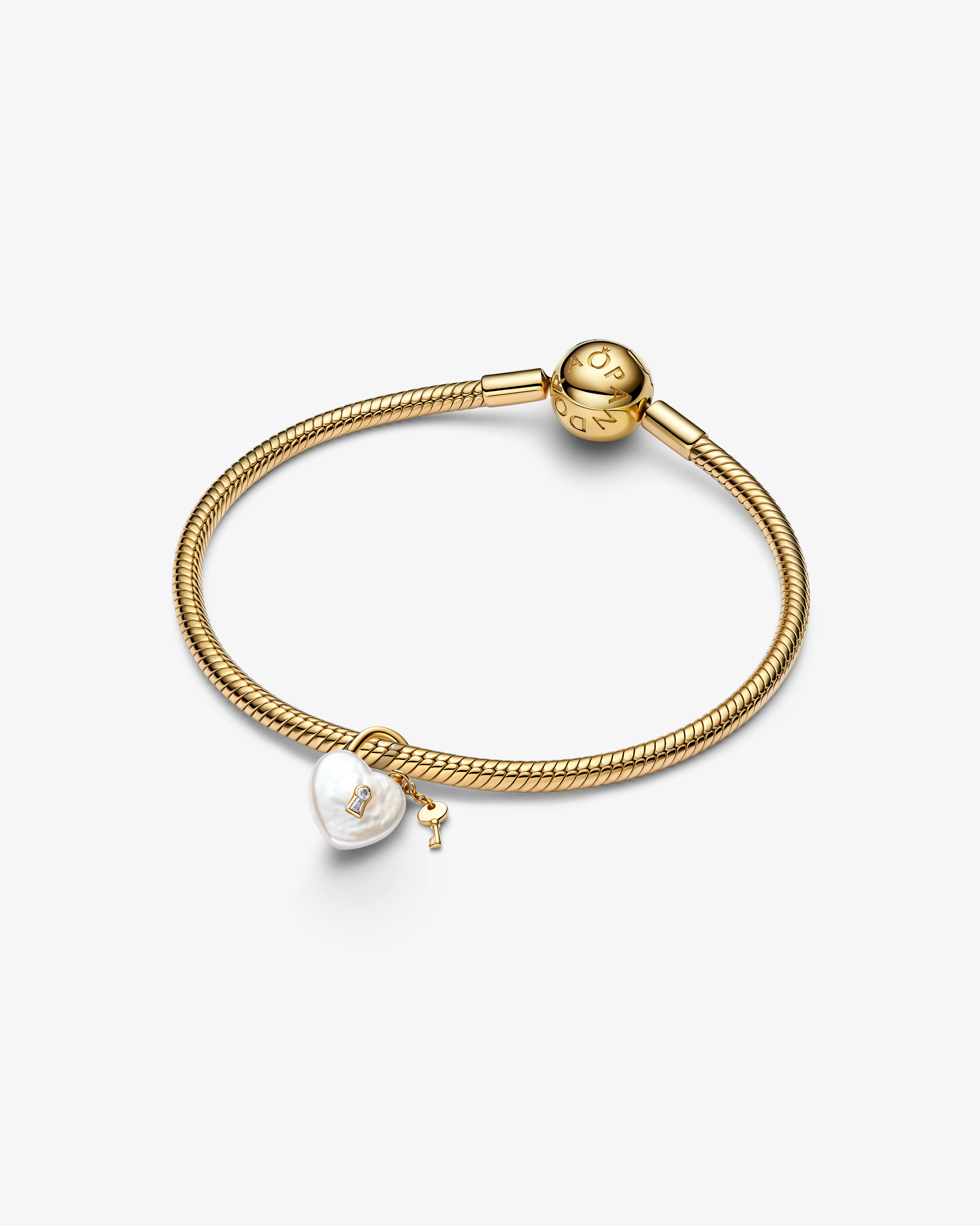 Pandora - Padlock Pendant - (Pearl/Gold) - Image 3