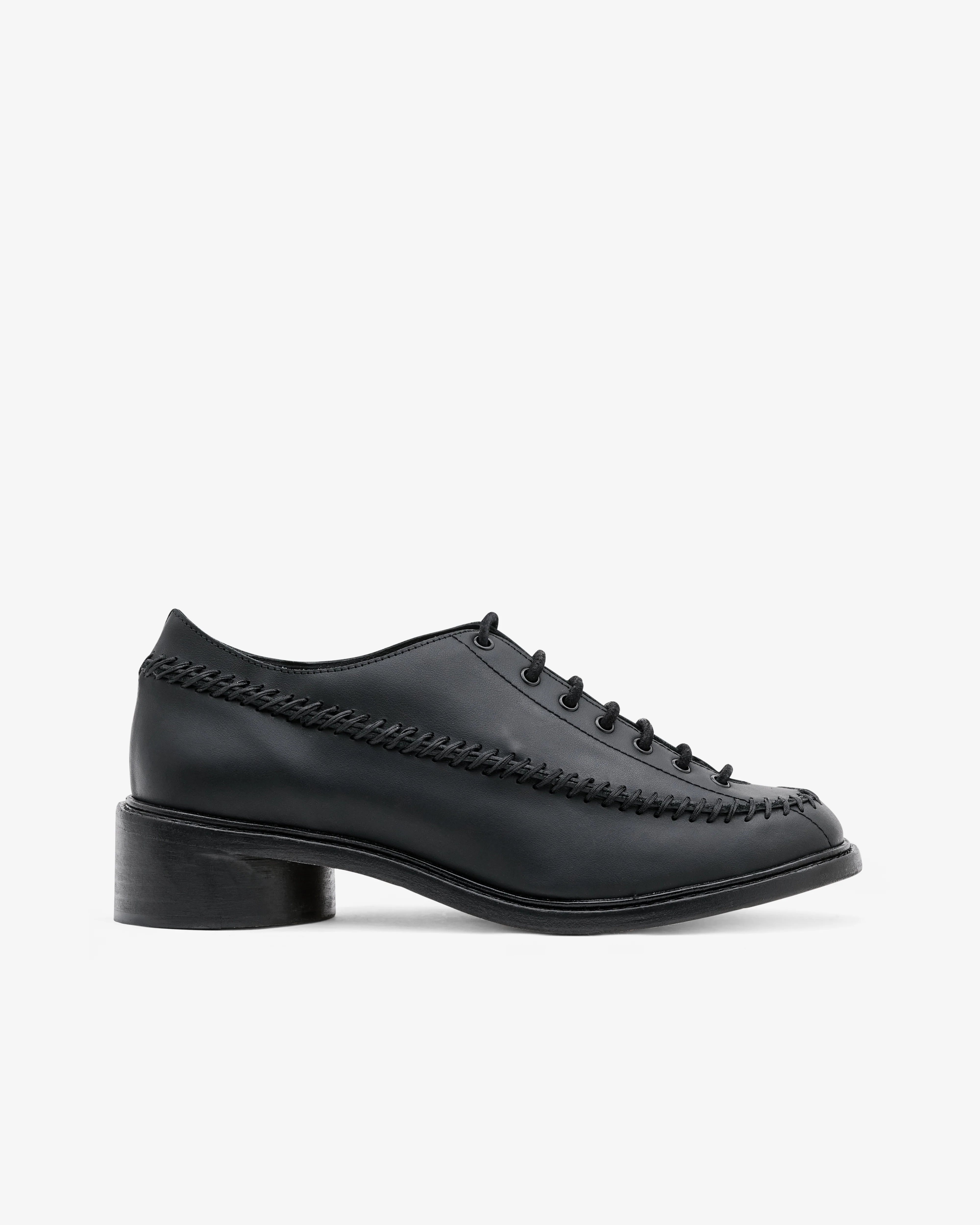 Phileo - 048A Un Leather - (Black)