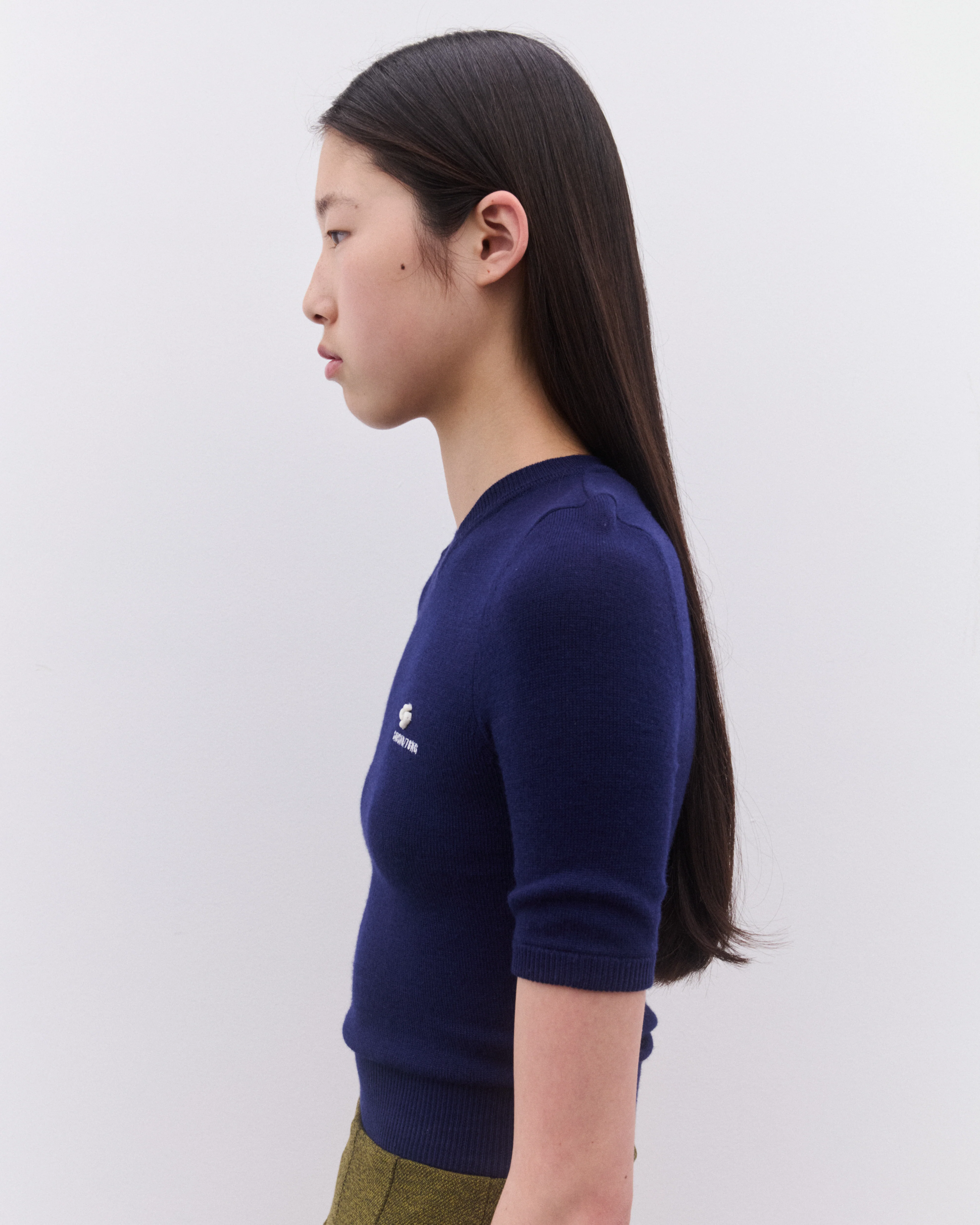 SHUSHU/TONG - Women’s V-Neck Short Sleeve Knit Top - (Navy) - Image 3