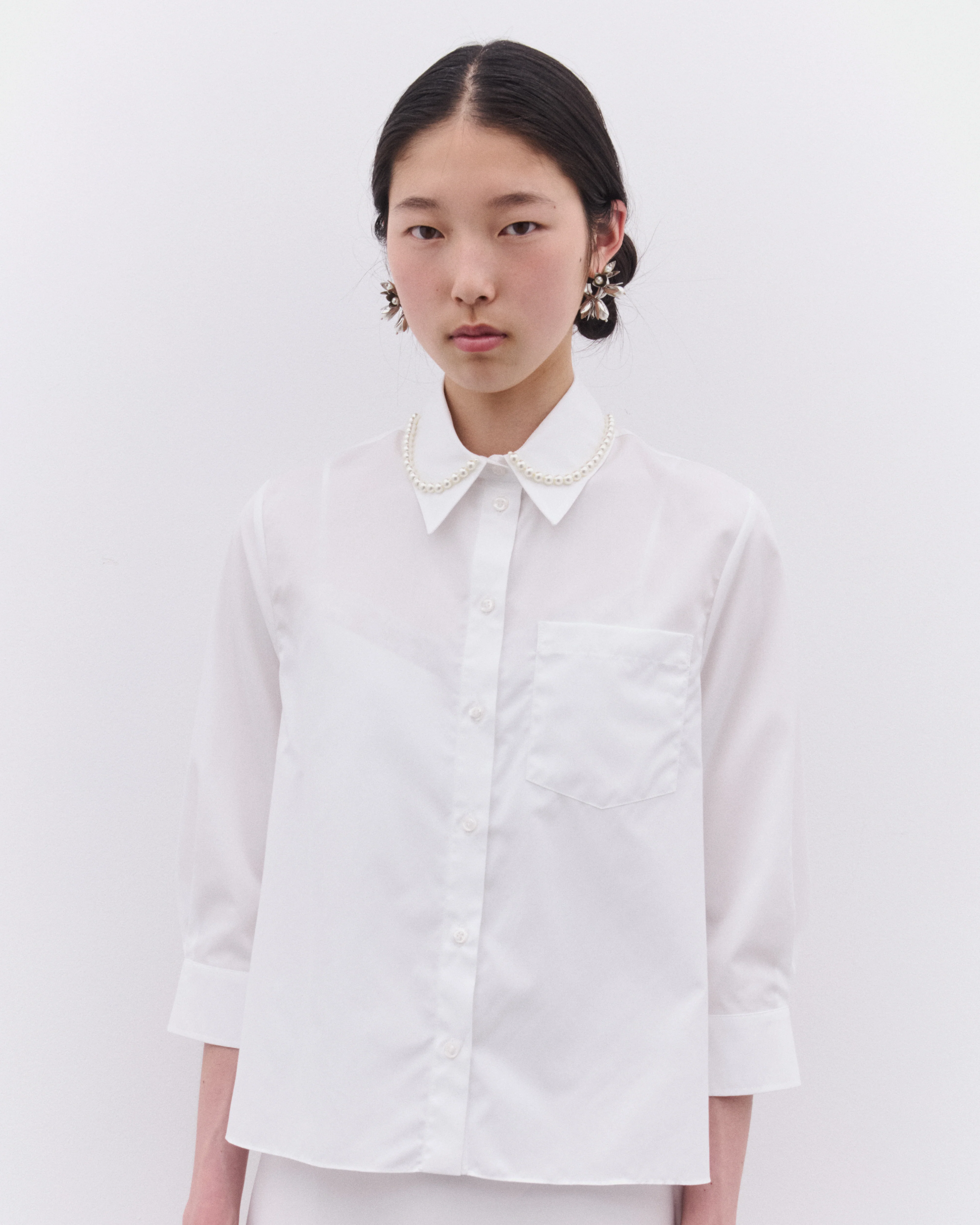 Simone Rocha - Women’s Cropped Pearl Trim Shirt - (White) - Image 3