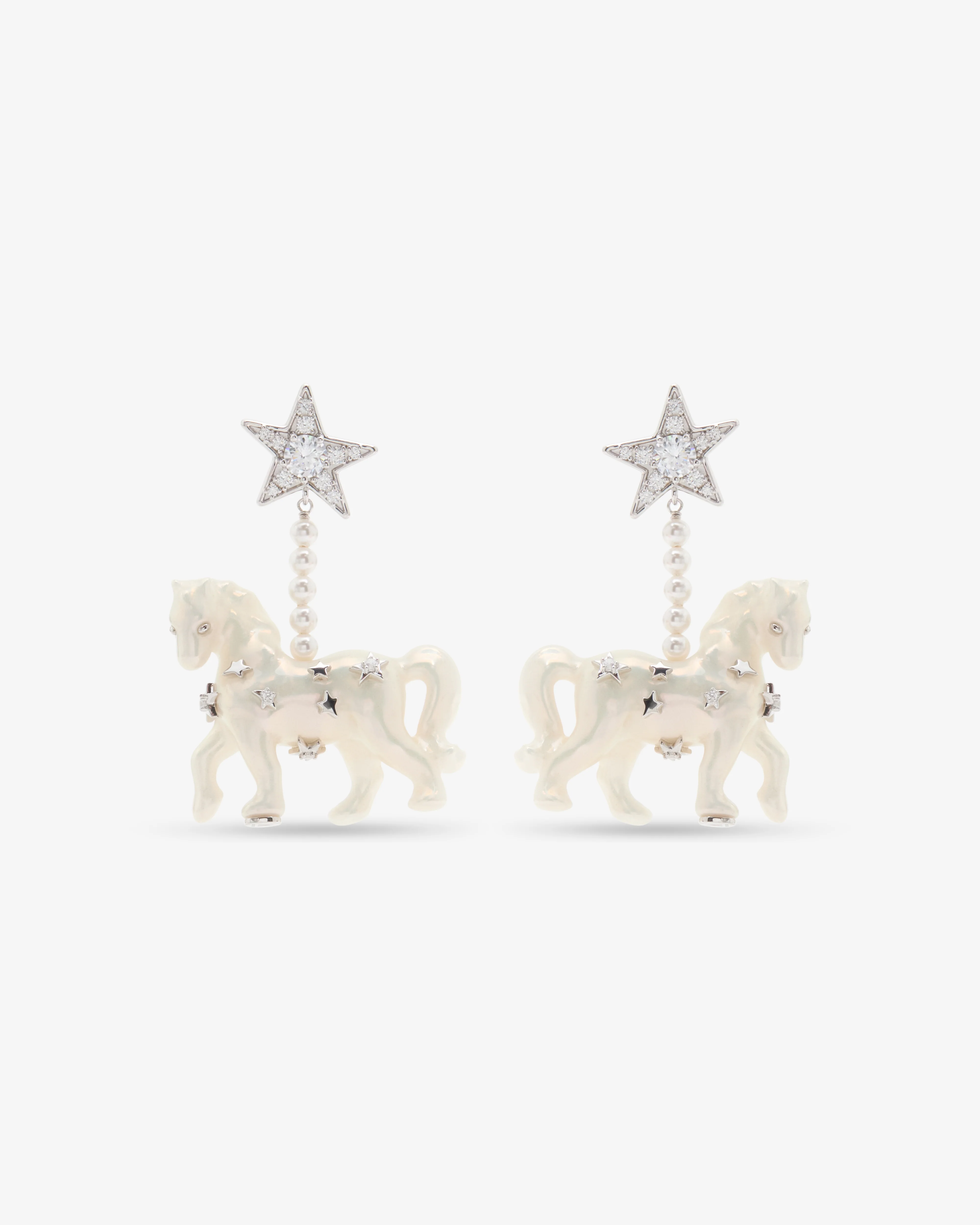 Yvmin - Women's Pony Star Earring - (White)